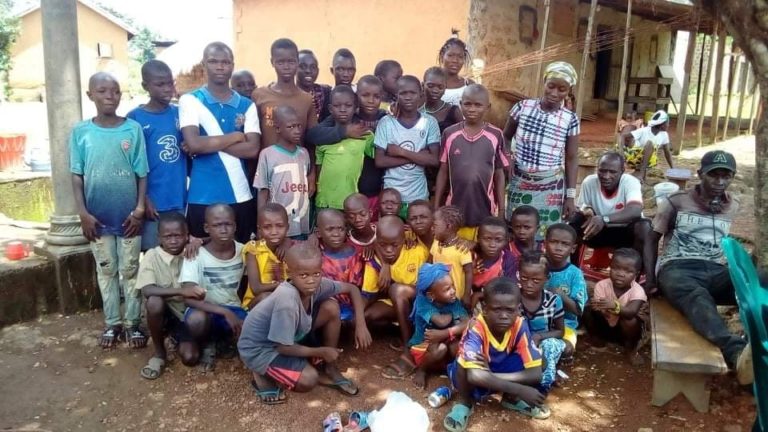 Boké : Par manque d’école,  plusieurs enfants ne sont pas scolarisés à Kaboye Kampathé