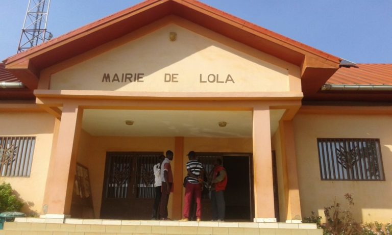 Lola: En dispute avec sa femme, un homme poignarde mortellement deux intervenants