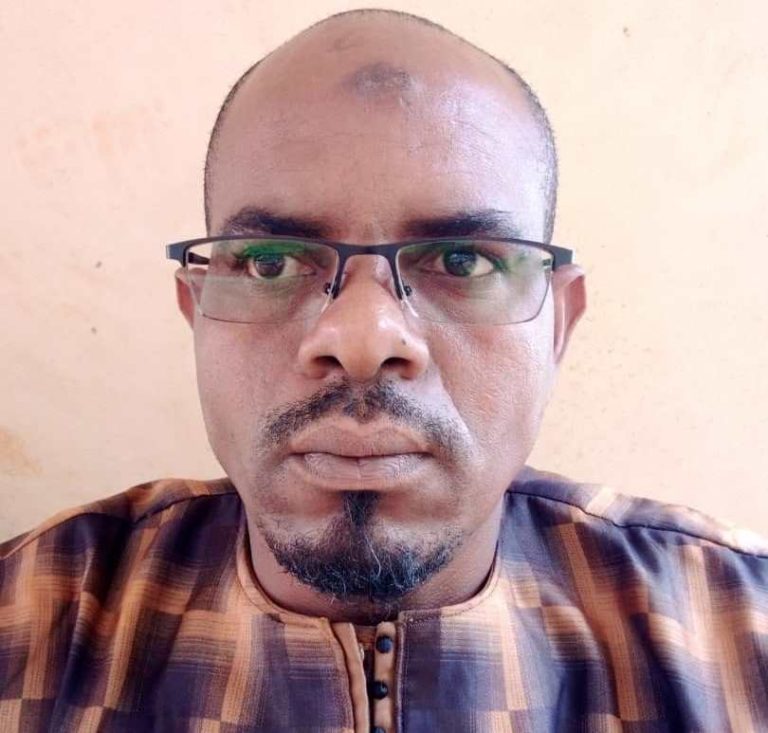 Yaoundé :Un doctorant guinéen en détresse appelle à l’aide du Col. Mamady Doumbouya Yaoundé :Un doctorant guinéen en détresse appelle à l’aide du Col. Mamady Doumbouya