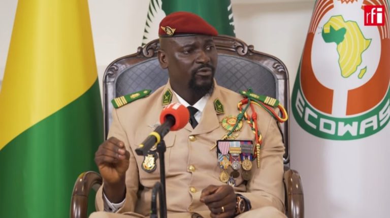 Col.Mamdy Doumbouya : « ça ne se sera plus une Constitution copiée-collée… » Col.Mamdy Doumbouya : « ça ne se sera plus une Constitution copiée-collée… »