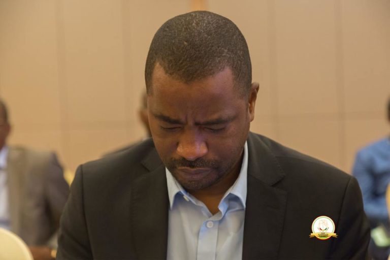 La transition à l’épreuve de la clameur populaire, entre désinformation et discrédit (Marouane)