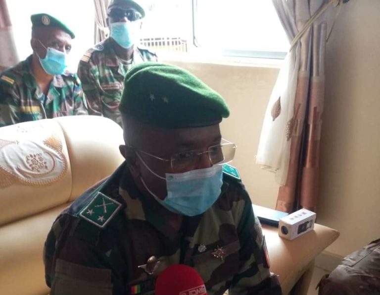 N’zérékoré : Le gouverneur interdit la vente et l’utilisation des pétards et feux d’artifices