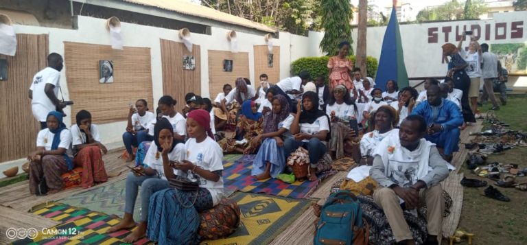Conakry: le Club des Jeunes Filles Leaders célèbre la femme guinéenne