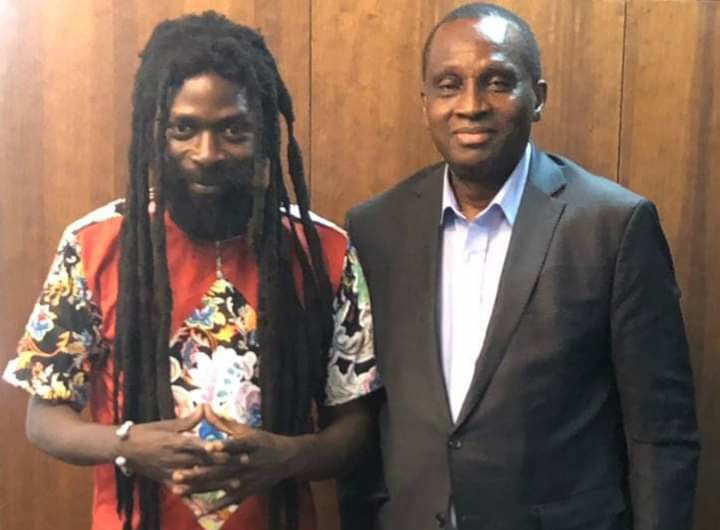 Guinée/Culture : Primé à l’extérieur, Takana remercie Antonio Souaré pour son soutien inconditionnel