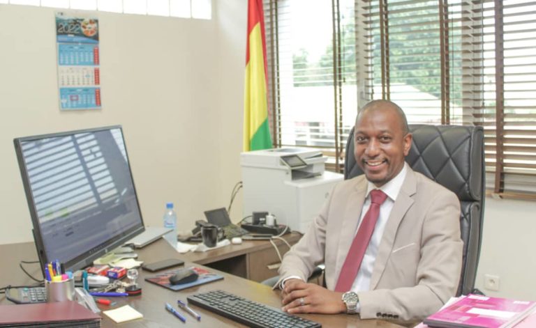 Biographie : Qui est Amadou Saïkou Diallo, le nouveau Secrétaire Exécutif de l’ANLC ? Biographie : Qui est Amadou Saïkou Diallo, le nouveau Secrétaire Exécutif de l’ANLC ?