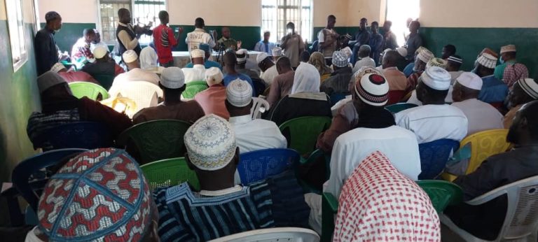 Kankan : après le passage de Charles Wright, les imams restent fermes contre Nanfo Diaby Kankan : après le passage de Charles Wright, les imams restent fermes contre Nanfo Diaby