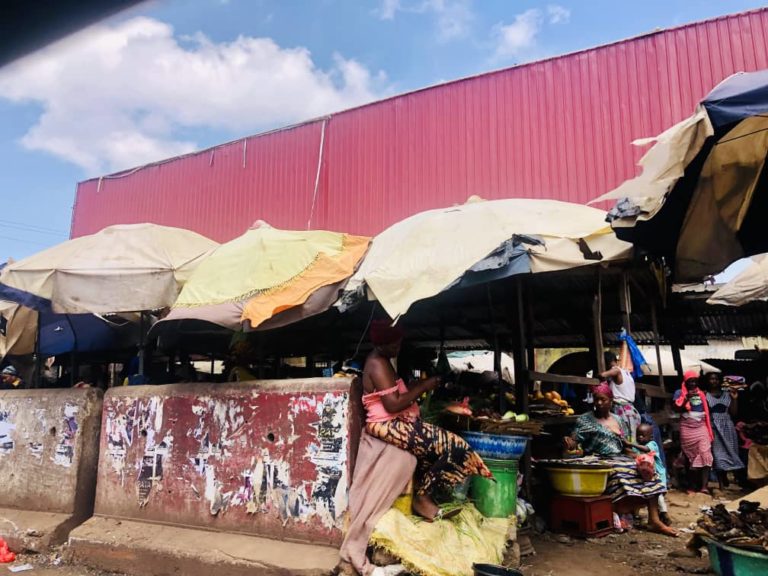 Conakry : la manifestation lancée par les Forces Vives de Guinée ignorée sur l’autoroute Fidèle Castro Conakry : la manifestation lancée par les Forces Vives de Guinée ignorée sur l’autoroute Fidèle Castro