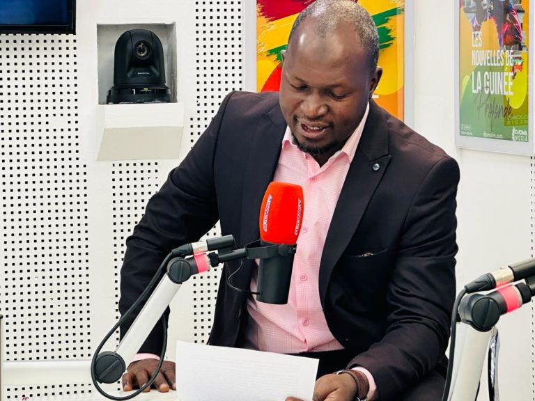 Au  secours de la communication du pouvoir ! ( édito Mognouma) Au  secours de la communication du pouvoir ! ( édito Mognouma)