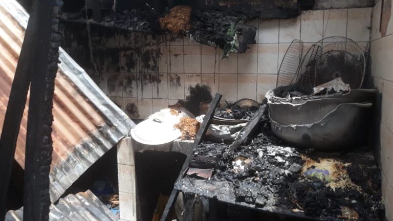 Incendie dans une maison à Hafia 2 (Conakry): cinq morts et plusieurs blessés Incendie dans une maison à Hafia 2 (Conakry): cinq morts et plusieurs blessés