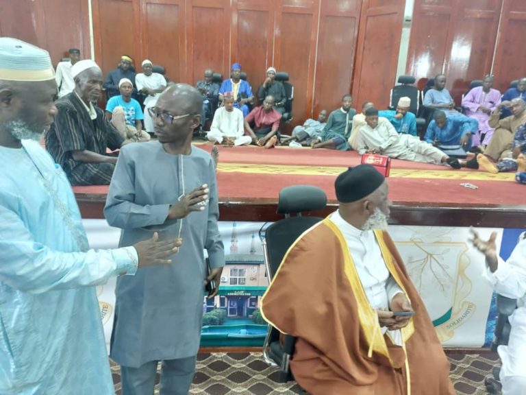 Conakry : Après l’immolation des bœufs, l’AP40 FDSEG organise une lecture de coran pour ses membres et pour le pays 