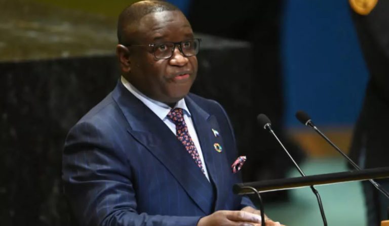 Julius Maada Bio, président de la Sierra Leone, élu président de la Cédéao