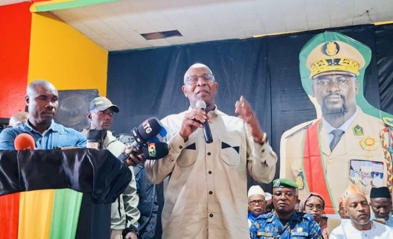 Le Premier ministre à Labé : « Les travaux de la route  Mamou – Labé débuteront d’ici fin octobre »