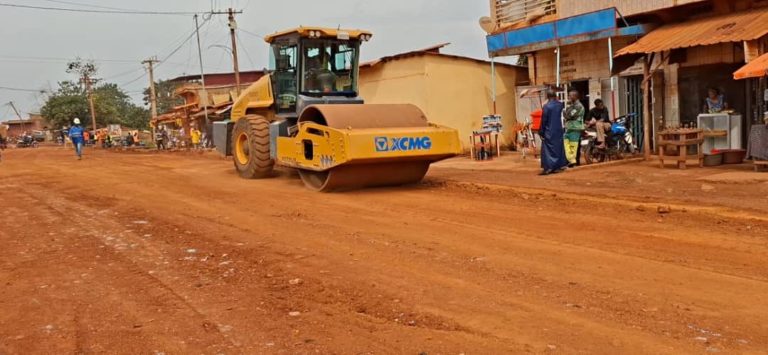 Labé : reprise des travaux de bitumage de la voirie urbaine 