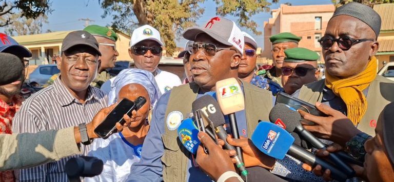 Présidentielle 2025 : le gouverneur de Labé appelle à une forte mobilisation citoyenne après avoir voté