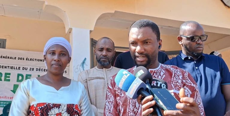 Présidentielle 2025 : Hamidou Bah, chef de cabinet du ministère de la culture après son vote « c’est une date importante pour notre nation »