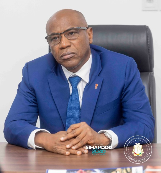 MINISTRE BUDGET FACINET