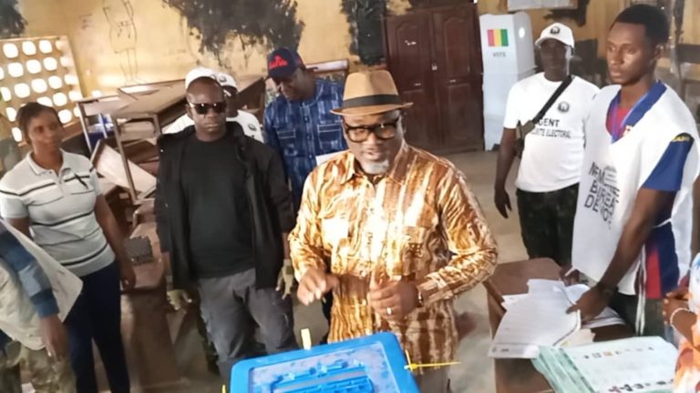 Présidentielle 2025 : le ministre Félix Lamah à N’zérékoré « j’appelle tout le monde à aller faire son choix dans l’isoloir »