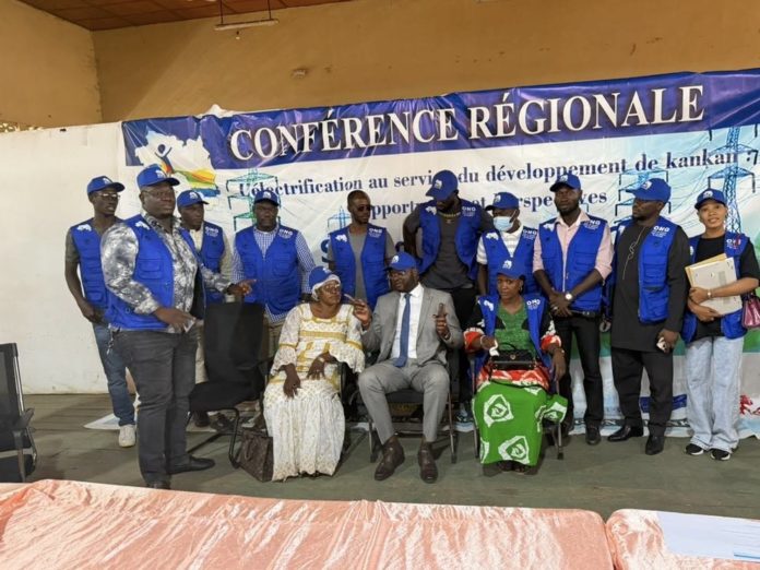 ea6437ab-f052-457e-a3e4-8be892dbf0c1