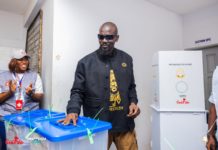 Élections législatives et communales : le Président de la République, Mamadi Doumbouya a voté à Boulbinet