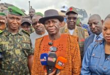 Incendie au marché de N’Zérékoré : le ministre Ibrahima Kalil Condé met en cause la gestion des occupations du site