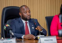 Guinée : les fonctionnaires élus députés ou conseillers communaux placés en détachement d’office