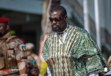 Guinée : le président Mamadi Doumbouya et sa famille en Grèce pour ses congés annuels